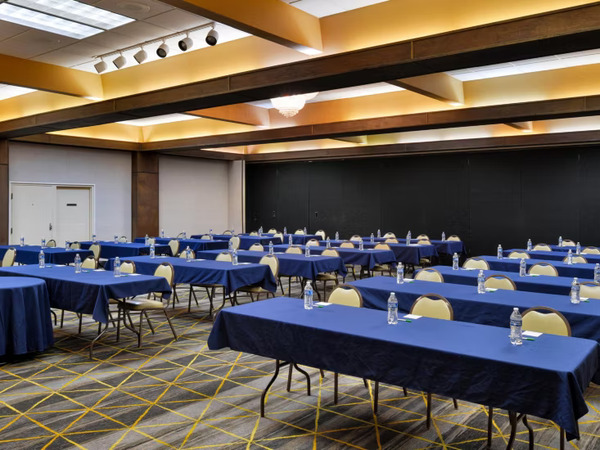 Holiday Inn Great Falls Convention Center