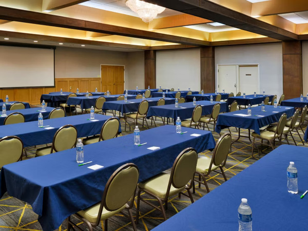 Holiday Inn Great Falls Convention Center