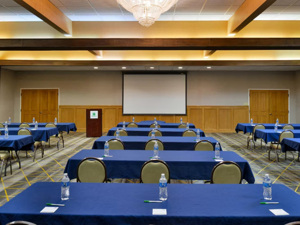 Holiday Inn Great Falls Convention Center