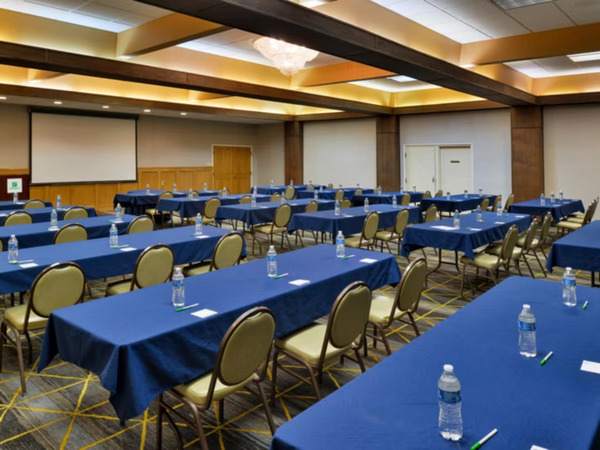 Holiday Inn Great Falls Convention Center