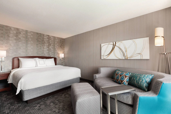 Courtyard Salinas Monterey