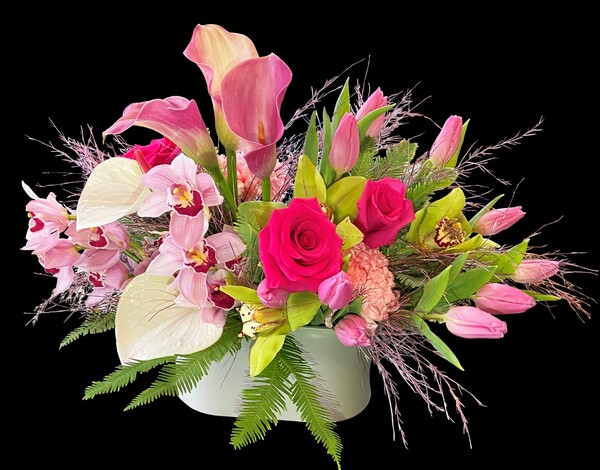 Daylily Floral Cascade