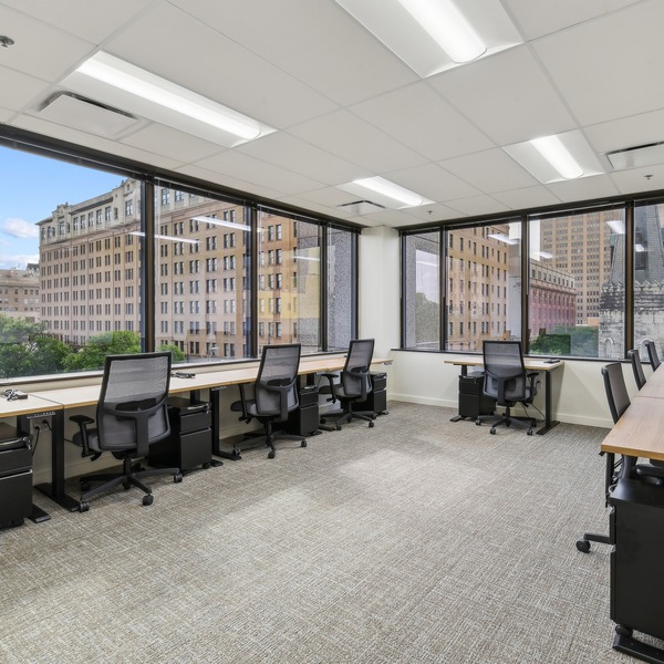 Common Desk - West End