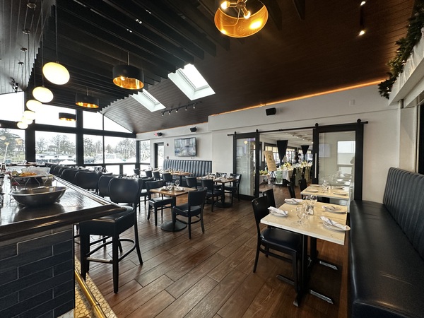 Kenny’s on the Water