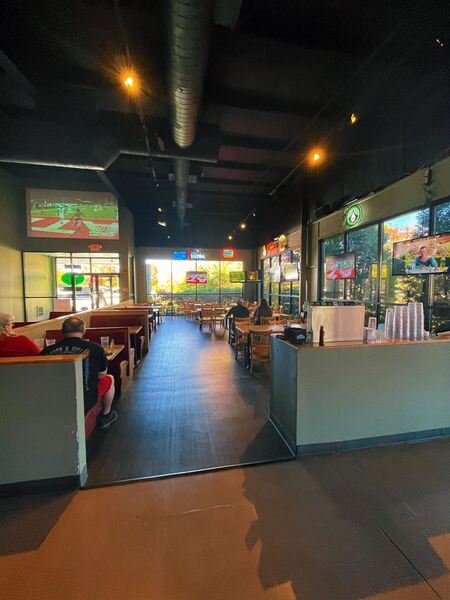 Greenies Sports Grill & Bar