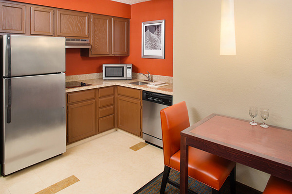 Residence Inn Detroit Livonia
