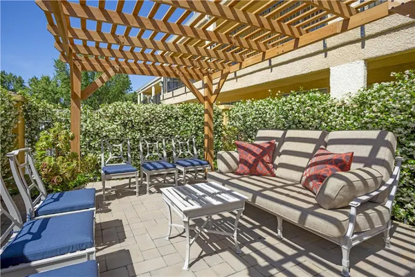 Best Western Plus Dixon Davis