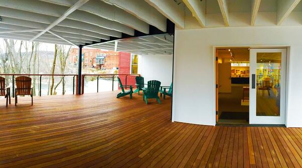 Edgewater Gallery at the Falls