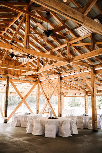 Pine Knoll Farms and Event Center