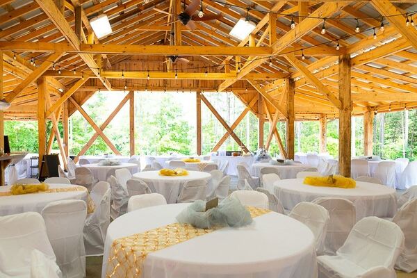 Pine Knoll Farms and Event Center