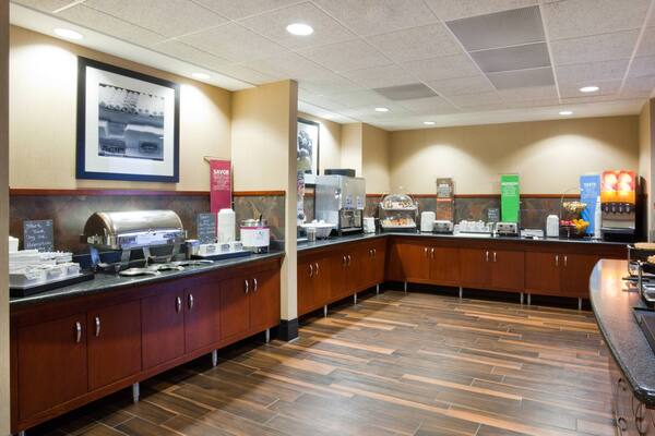 Hampton Inn & Suites Lino Lakes