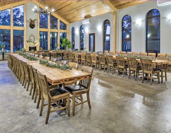 The Cedar House at Rollin Rock Ranch