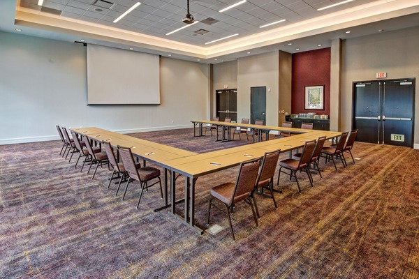 Courtyard by Marriott Kansas City Downtown