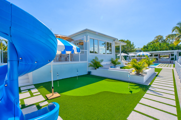 Casa Azul Luxury Waterfront Paradise