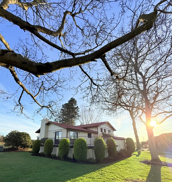 Villa Mt. Rainier