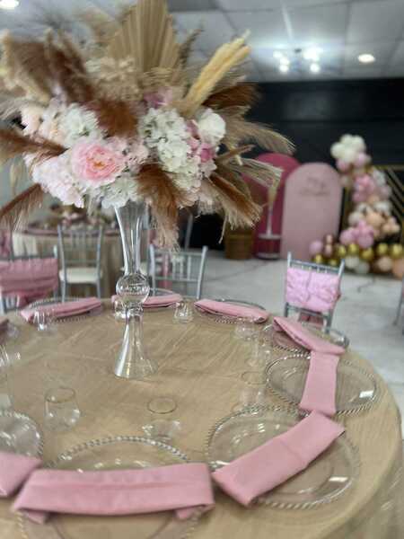 Honey Beeyond Studio - HTX