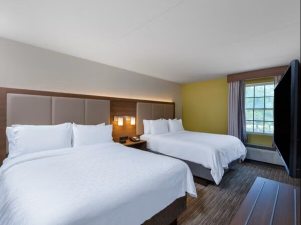 Holiday Inn Express State College