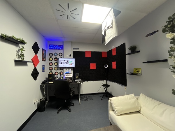 Plug & Play Studio