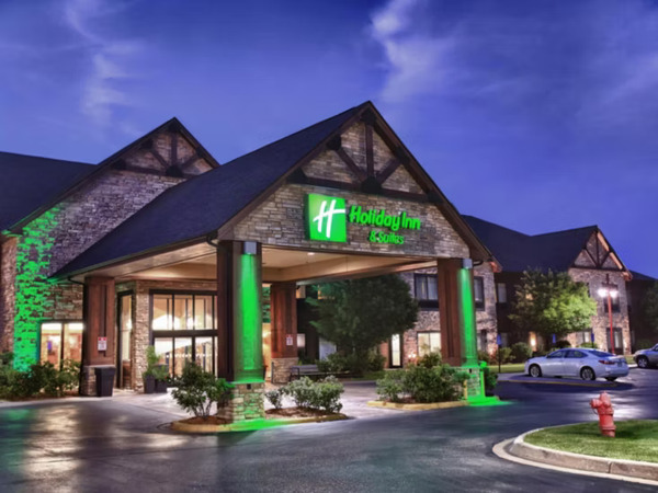 The Holiday Inn Hotel & Suites St. Paul NE - Lake Elmo