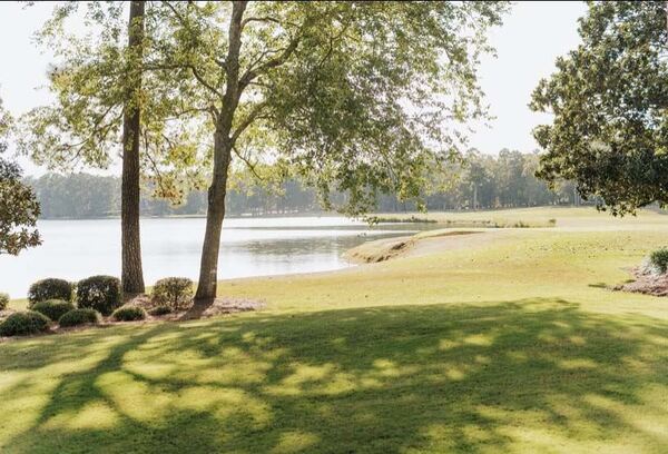 Golden Eagle Golf And Country Club