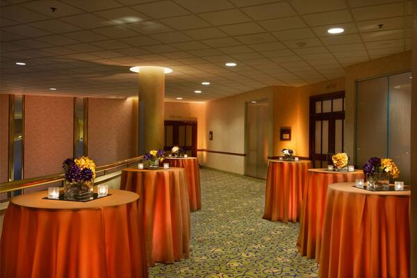 DoubleTree by Hilton Washington Dulles Airport