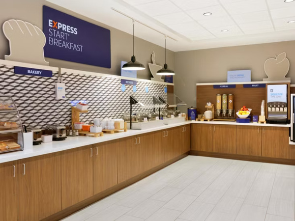 Holiday Inn Express & Suites Carbondale - University Area