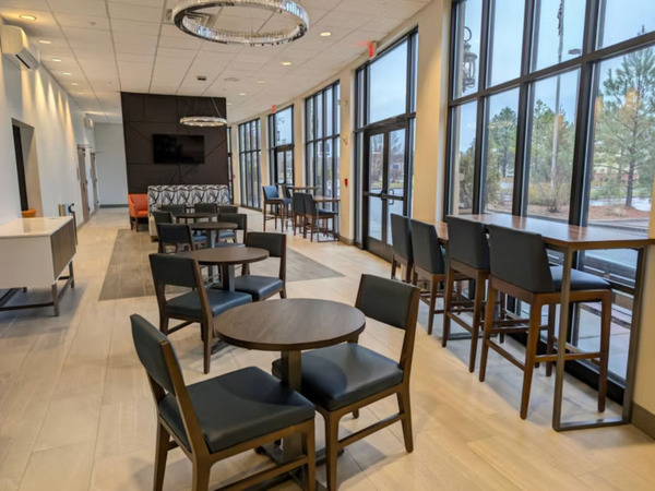 Holiday Inn Express & Suites Carbondale - University Area