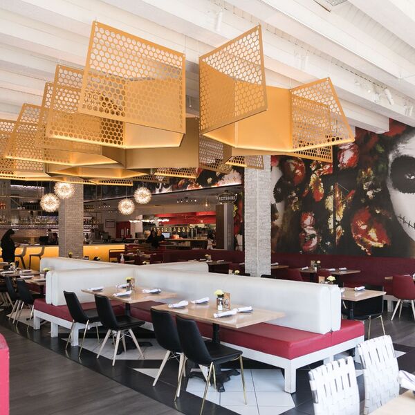 Bar Louie-La Centerra at Cinco Ranch