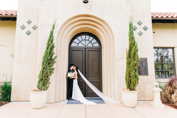 Isadora Oliveira Events LLC