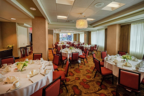 Hilton Garden Inn - Buffalo Downtown