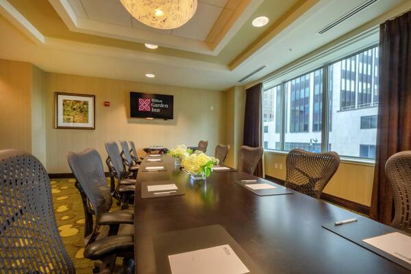 Hilton Garden Inn - Buffalo Downtown