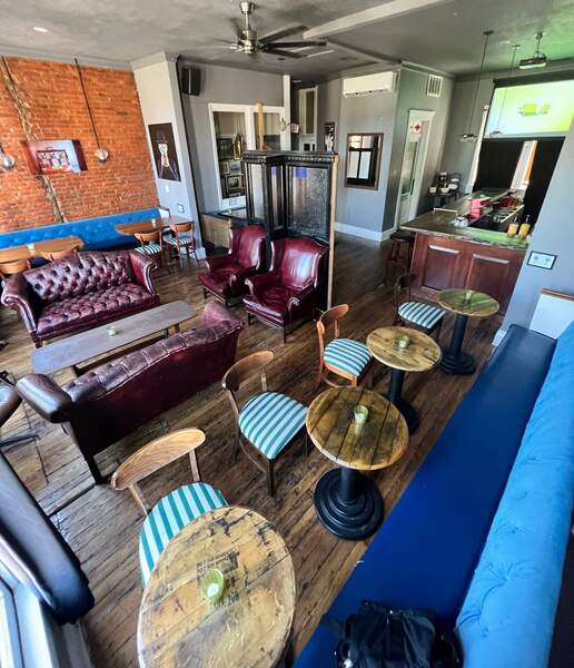 HM Franks an O'Shea's Pub