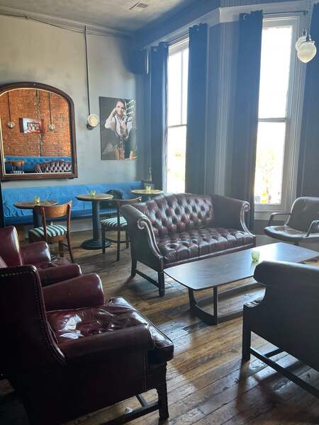 HM Franks an O'Shea's Pub