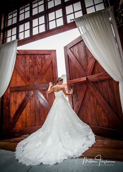 Ash & Oak Weddings