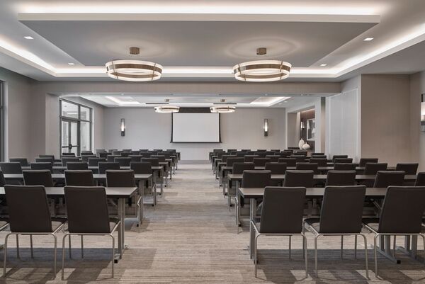 AC Hotel Savannah Historic District