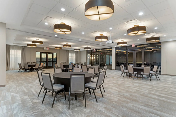 Cambria Hotel - Northlake Conference Center