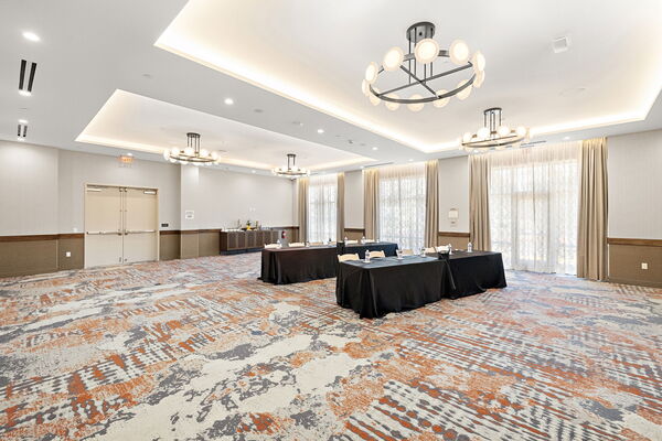 Hampton/Home2 by Hilton Ontario Airport