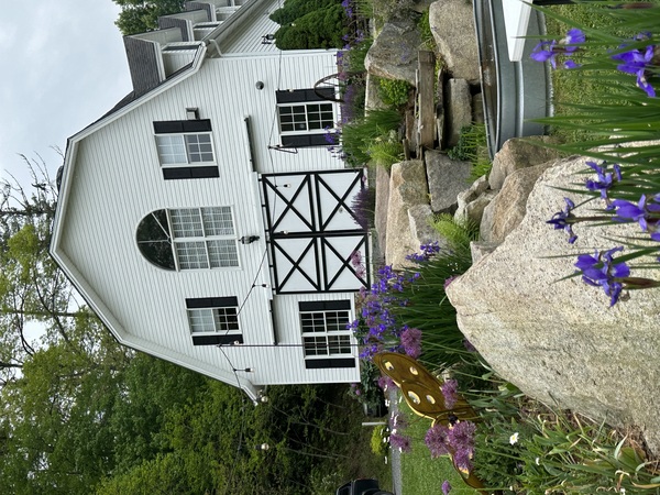 New River Escape Barn