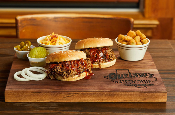 Outlaws BBQ & Catering