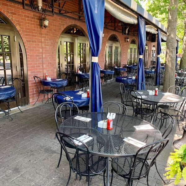 Tia's Seafood Restaurant & Bar On Boston's Waterfront