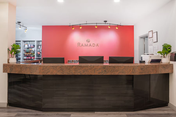 Ramada by Wyndham Bakersfield North