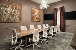 Knight's Table Boardroom