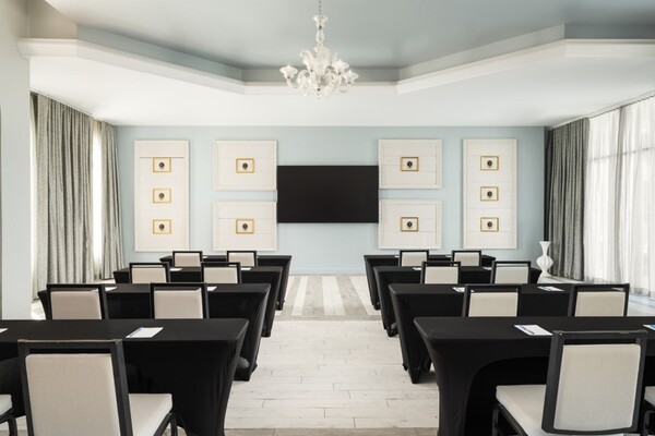 The Castle Hotel, Autograph Collection