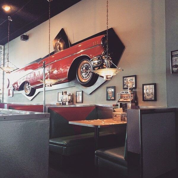 Melanie Pringles Restaurant