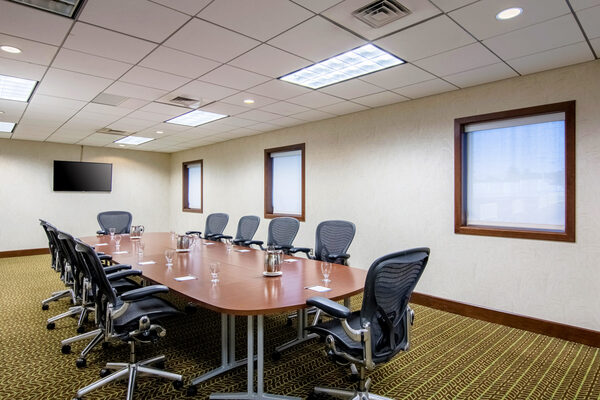 Oasis Hotel and Convention Center