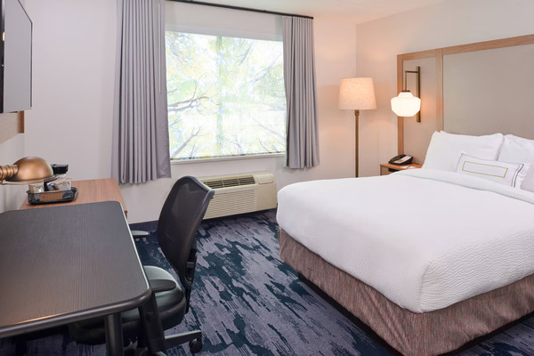 Fairfield by Marriott Inn & Suites Pittsburgh New Stanton