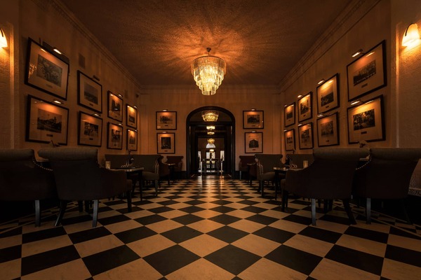 The Commodore Bar & Restaurant