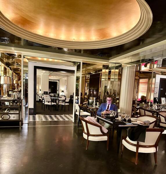 The Commodore Bar & Restaurant