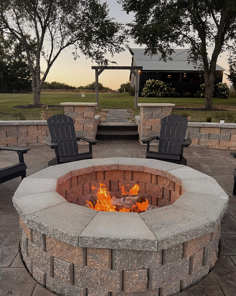 Black Barn at Stone Creek
