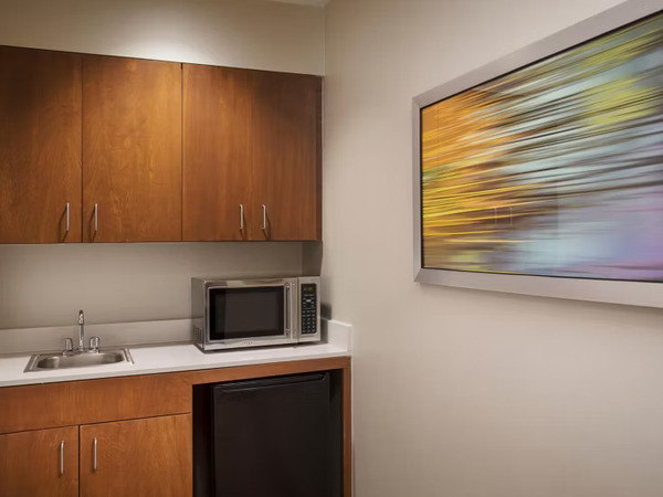 Holiday Inn Grand Rapids Airport